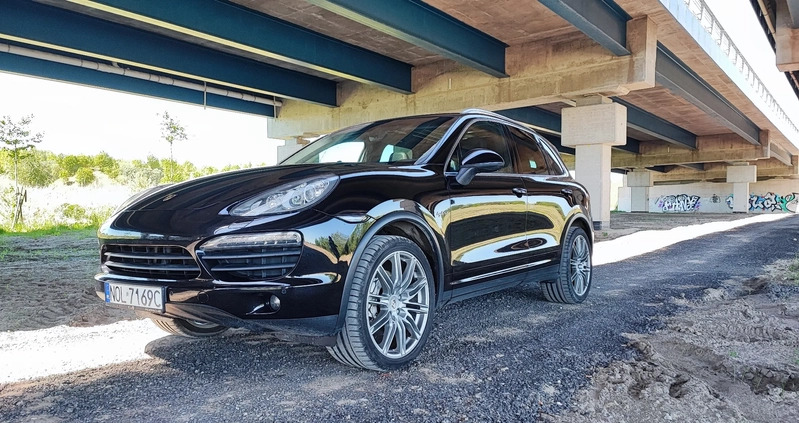 Porsche Cayenne cena 102000 przebieg: 264000, rok produkcji 2011 z Olsztyn małe 379